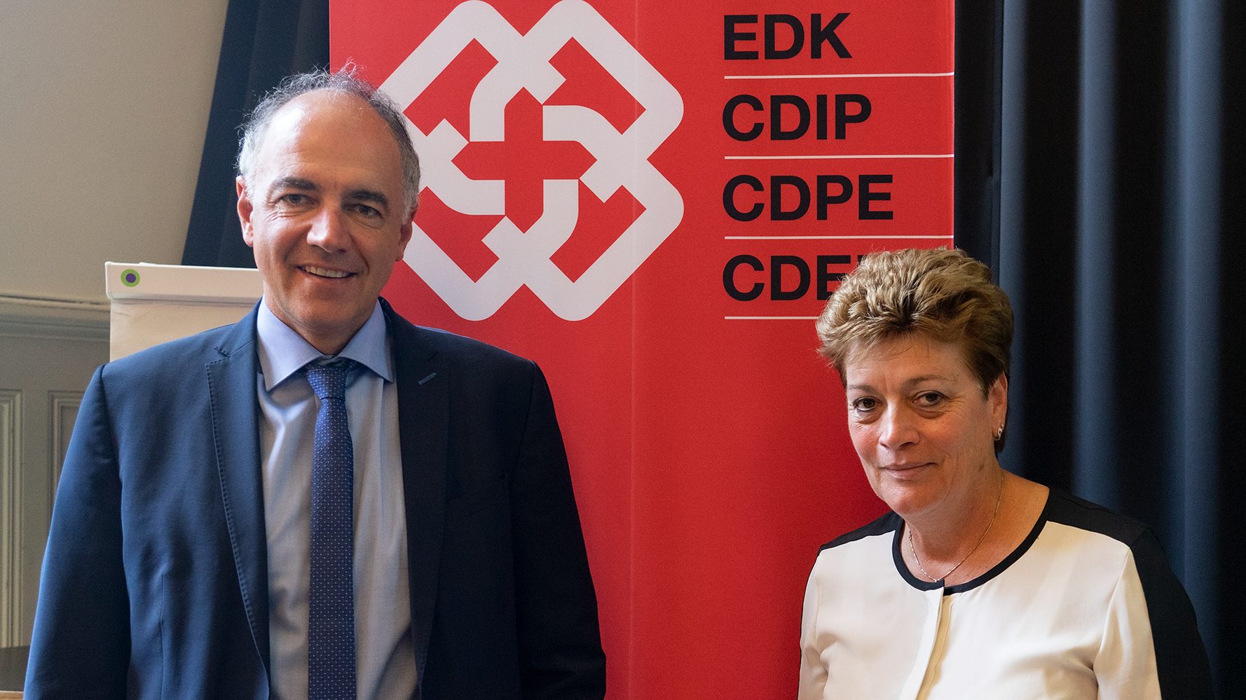 Conseiller d’État Christophe Darbellay, vice-président de la CDIP, avec la conseillère d’État Silvia Steiner, présidente de la CDIP